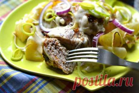 Тефтели с картофелем запеченные в соусе — Домашний уют