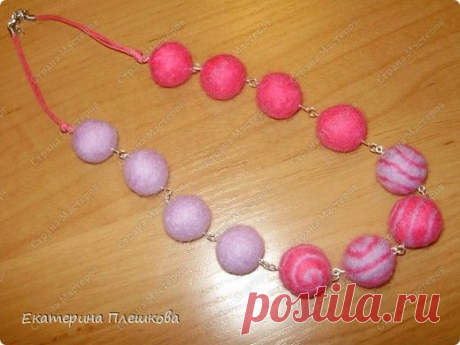 МК по валянию. Спиралька на бусине. - -