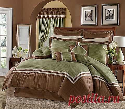 Коричневый цвет в интерьере
Коричневый в оформлении жилых помещений является традиционным, ведь это цвет дерева – материала, используемого для изготовления всевозможных предметов интерьера с самых древних времён. Память поколений сильна и в современном человеке: древесные тона ассоциируются с уютом, теплом домашнего очага.