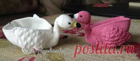 Кошельки «Лебеди» крючком. Схема вязания
https://handmade-paradise.ru/koshelki-lebedi-krjuchkom..