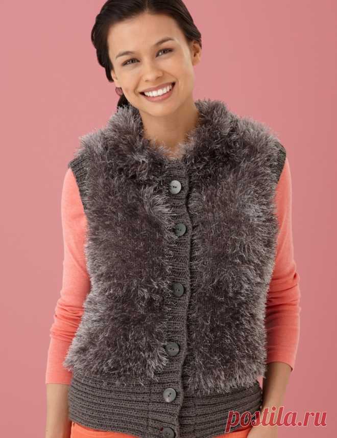 Женский жилет спицами: креативные модели, схема с описанием, узоры, фото. Как связать женский жилет спицами для начинающих? Узоры спицами для женских жилетов