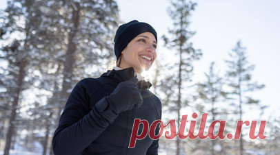 Судья марафонов Саветников призвал не прекращать уличные тренировки зимой. Судья Московского марафона, кандидат в мастера спорта по лыжным гонкам и эксперт «Спортмастер PRO» Виктор Саветников заявил, что регулярность пробежек играет ключевую роль в поддержании физической формы зимой, поэтому не стоит прерывать занятия на зиму. Читать далее