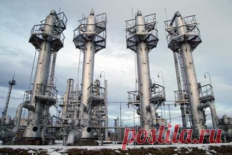 Поставки российского газа через Украину упали. В пятницу, 20 января, объем суточной прокачки газа через Украину снизился до 24,4 миллиона кубометров. С начала января, как рассказал официальный представитель «Газпрома» Сергей Куприянов, падение составило уже 40 процентов. Накануне объем прокачки снизился с 32,6 миллиона кубометров до 25,1 миллиона.