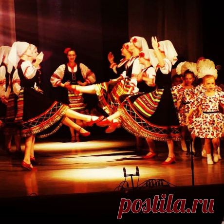 Коллектив народного танца "Та-На-Ми", финал отчётного концерта #танами