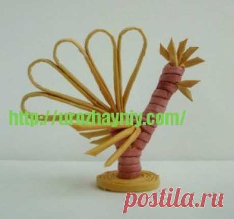Петушок из газетных трубочек