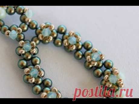 Beaded earrings with Swarovsky 3mm 4mm pearls and bicones