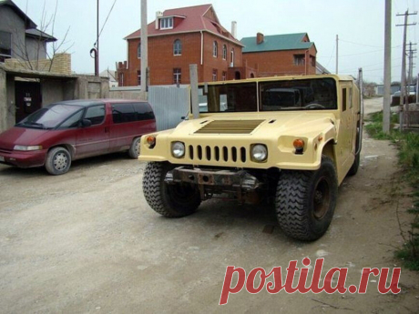 6 крутых самодельных внедорожников Hummer H1 
Известный всем внедорожник Hummer H1 любят многие, но купить его, даже в подержаном состоянии, может далеко не каждый человек. По этой причине и появляются самодельные "Хаммеры". Зачастую донором слу…