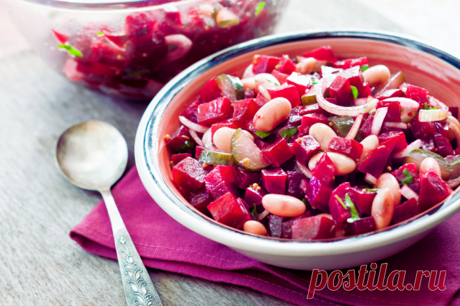 И не нужен винегрет! Этот новый свекольный салат вкуснее, а готовится гораздо проще | Вилка. Ложка. Палочки: рецепты и советы | Дзен