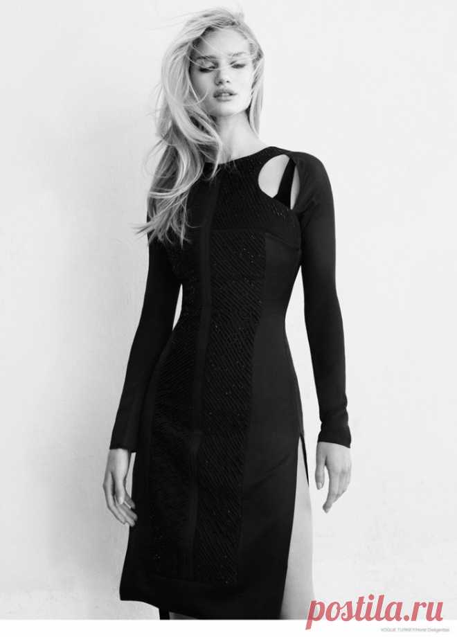 Рози Хантингтон-Уайтли (Rosie Huntington-Whiteley) в фотосессии Хорста Дикгердеса (Horst Diekgerdes) для журнала Vogue Turkey (август 2014)