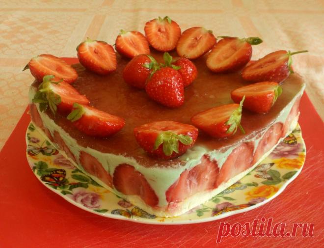 Фрезье (Fraisier) - клубнично фисташковое безумство -