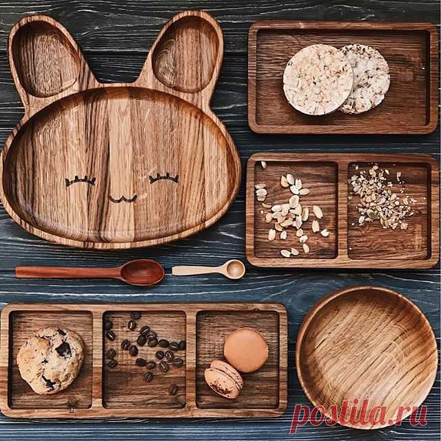 Посмотрите какие шикарные фактуры дерева 😍
Деревянную посуду #woodstuffua можно использовать для подачи самых разных блюд: от летних фруктов, нарезок и закусок до разнообразных кулинарных шедевров 😋 
#деревяннаяпосуда #деревянныеподносы #фудфото #kitchentools #kiev #ukraine #igerskiev #igukraine