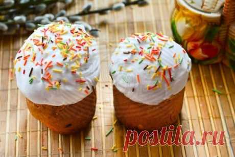 Кулич "Для начинающих"

Рецепт замечательного сдобного, нежнейшего кулича. Рецепт хорошей знакомой, вкуснее я еще не пробовала, готовится элементарно просто, но результат отличный! Понимаю, что рецепт уже неактуален, но может, кому пригодится на следующий год, так как этот кулич ТОГО СТОИТ!

Ингредиенты 

Молоко (тёплое) — 150 мл
Масло сливочное (размягченное) — 200 г
Сахар (1 стакан) — 10-11 ст. л.
Ванильный сахар (или ванилин) — 1 пакет.
Яйцо куриное — 4 шт
Масло растите...