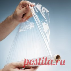 10 необычных способов использования пищевой пленки Пищевая пленка является одним из самых важных вещей для тех, кто хочет сохранить свежесть продуктов. 

Однако есть весьма необычные способы ее использования, о которых, вы возможно, не слышали. 

В этой подборке вы сможете ознакомиться с интересными идеями использования прозрачной пленки и, возможно, подчеркнете что-то для себя.