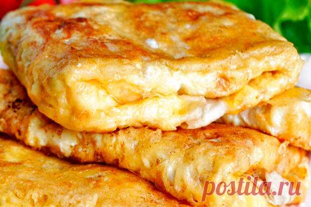 Очень быстрый и вкусный завтрак из простых продуктов - Дачный участок - медиаплатформа МирТесен Часто готовлю это быстрое и вкусное блюдо на завтрак. Идеально, когда нет времени на готовку. 5-10 минут, и вкусный завтрак на столе. Начинки можно делать разные. Далее в рецепте расскажу, какие именно. Ингредиенты: лаваш тонкий — 2 шт. (или 4, если маленькие) сыр твердый — 150 г сливочное масло —