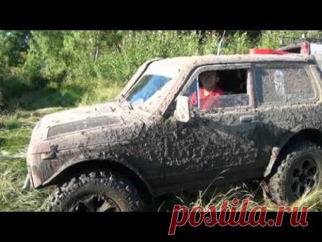 Нива переплыла своим ходом 1,5 метровый брод 4х4