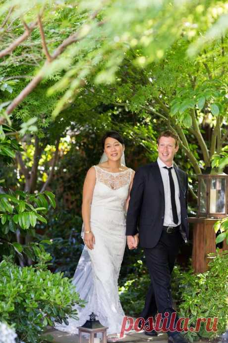 Марк Цукерберг нарядил свою дочку джедаем и устроил флешмоб