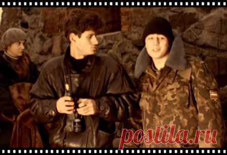 Помнишь как режиссеру руку сломал?