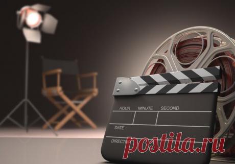 12 СЕНТ-ДЕНЬ УКР КИНО Национальный профессиональный праздник работников кинематографии  — установлен Указом Президента Украины № 52/96 от 12 января 1996 года и отмечается ежегодно во ВТОРУЮ СУББОТУ сентября.