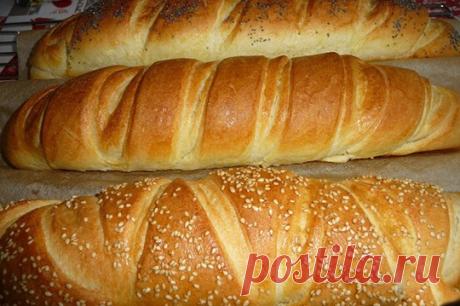 Нежные, мягкие багеты с масляно-желтковой начинкой. Багеты делаются очень быстро, порадуют вас и ваших родных своим вкусом. Очень хороши для завтраков. Ингредиенты: Тесто Вода (теплая) — 50 мл...