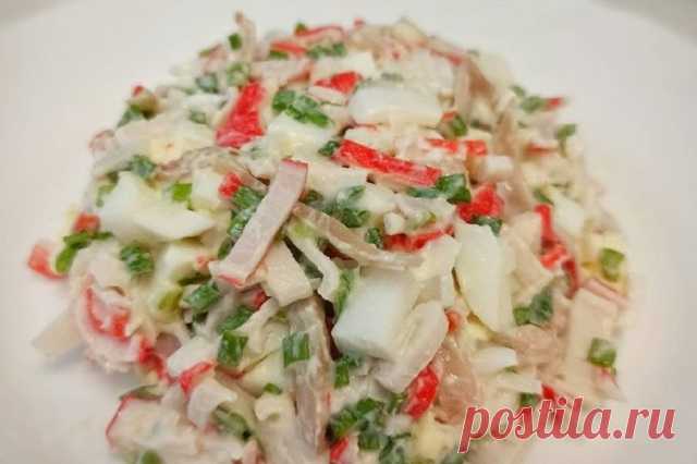 Салат с кальмарами и крабовыми палочками — Дачный участок