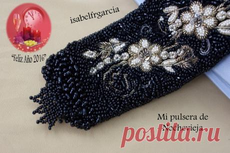 ISABEL FR GARCÍA: bordado sobre terciopelo, perlitas barrocas antiguas, hilo y lentejuelas metalico, farfalla. canutillo