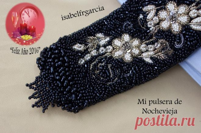 ISABEL FR GARCÍA: bordado sobre terciopelo, perlitas barrocas antiguas, hilo y lentejuelas metalico, farfalla. canutillo