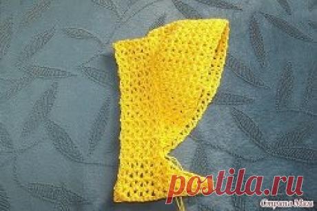 Вяжем рукав-фонарик
Слова автора:
Полностью топ я вязать не стала, для примера связала 
только пройму рукава.
У вас в идеале должна получиться маечка.
Просто подгоняйте под нужный вам вырез горловины и проймы!
Ну а теперь самое интересное!! Я нарисовала как могла, рисовальщик схем я еще тот, так что по ходу буду объяснять!!
Итак, располагаем вязание плечевым швом к себе, прикрепляем нить за один рядочек от шва
и прямо в то место, где у нас шов, вяжем 4 галочки (ст. с накидом в. петля ст.