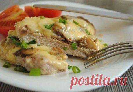 Отбивная с грибами и сыром / Изысканные кулинарные рецепты