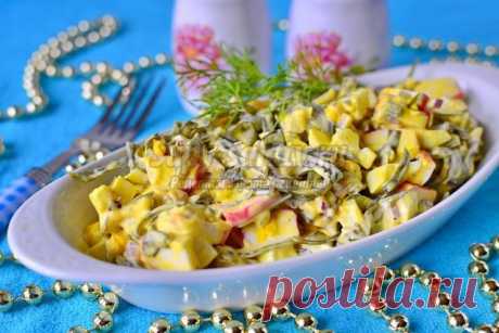 Салат с крабовыми палочками и морской капустой к Новому году. Рецепт с пошаговыми фото