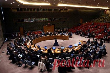 Экс-аналитик ЦРУ назвал причину начала украинского конфликта. Бывший аналитик ЦРУ Реймонд Макговерн во время заседания Совета безопасности ООН рассказал, что стало предпосылкой для развития конфликта на Украине. По его мнению, несмотря на обещания Запада о «неспровоцированном» старте кризиса, именно увеличение альянса стало его катализатором.