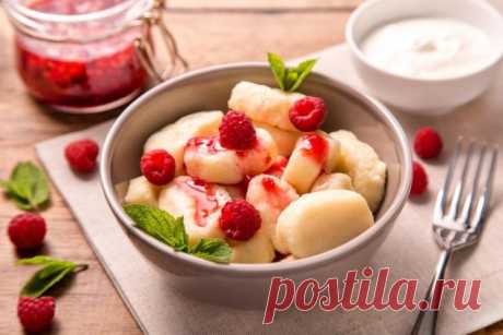 Что приготовить ребенку на ужин: 20 самых вкусных рецептов Все родители знают, как сложно спланировать меню для любимого чада. Тебе больше не придется часами листать десятки вкладок, ведь мы собрали 20 вкусных и полезных рецептов, что приготовить ребенку на ужин, в одном месте!