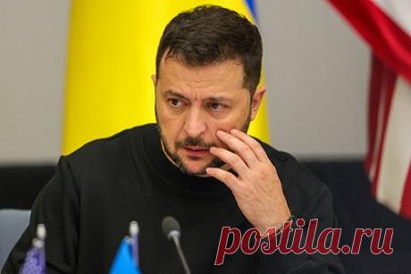 В Запорожье отреагировали на отказ Зеленского от переговоров с Россией. Отказ президента Украины Владимира Зеленского от переговоров с Россией можно назвать изощренной формой самоуйбиства. Таким образом отреагировал председатель запорожского движения «Мы вместе с Россией» Владимир Рогов. На его взгляд, украинский лидер стал для США и Европы «примером неуправляемого хаоса».