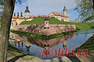 Строительство, архитектура и дизайнДворец в Несвиже - памятник архитектуры или нерадивости? » Строительство, архитектура и дизайн