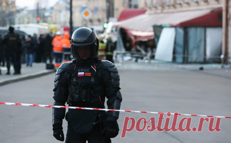 Мощность сработавшей в кафе Петербурга взрывчатки составила 200 г тротила. Мощность взрывного устройства, сработавшего в кафе на Университетской набережной в Санкт-Петербурге, составила более 200 г тротила, передает ТАСС со ссылкой на правоохранительные органы и «Московский комсомолец» со ссылкой на источник в экстренных службах.