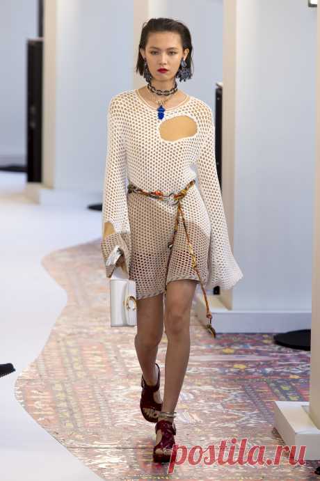 Chloé Spring 2019 Ready-to-Wear Collection - Vogue