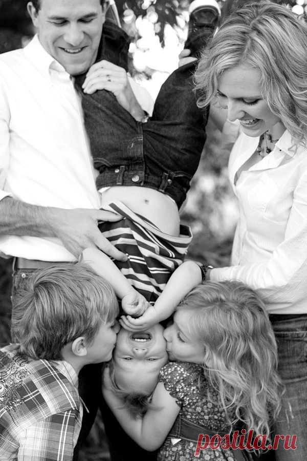 Мужчина и женщина должны знать, что их любовь – это лишь отражение высшей реальности, высшей, абсолютной красоты, которую они должны вместе искать всю жизнь. Этот поиск будет обогащать и обновлять отношения супругов, избавляя их от рутины и безвкусицы, и, что важнее всего, этот поиск поможет им найти и раскрыть самих себя... Хакимов А.Г... #счастье #семья #хакимов