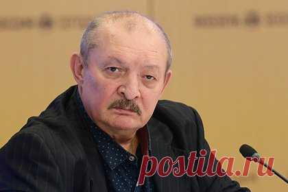 Названо условие замены истребителей беспилотниками. Беспилотники смогут заменить истребители в зонах боевых действий только после того, как они станут качественной альтернативой эскадрилье или дивизии самолетов. Такое условие назвал военный эксперт, полковник в отставке Анатолий Матвийчук. «Истребители (...) рано списывать со счетов», — отметил он.