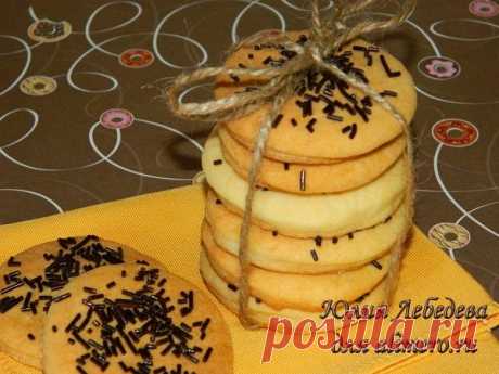 Вкусное печенье с шоколадной посыпкой / Рецепты с фото