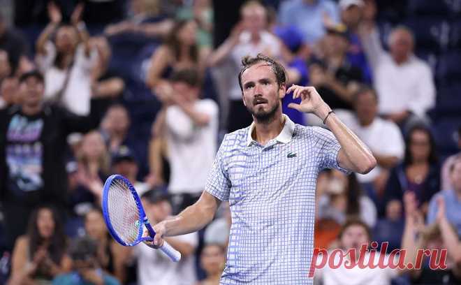Медведев подумал о завершении карьеры по ходу скандального матча US Open. Даниил Медведев назвал Открытый чемпионат США хорошим турниром, для того чтобы позднее завершить на нем профессиональную карьеру