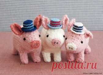 Три поросенка амигуруми. Схемы вязания игрушки — HandMade