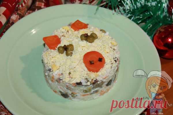 Салат без колбасы и без мяса - простой и вкусный рецепт на праздник Рисовый салат без колбасы. На Новый Год такое угощение станет хитом застолья.В нем много овощей, есть грибы и вареные яйца. Пошаговый рецепт салата