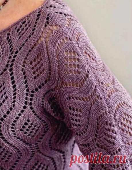 Короткий пуловер с вертикальным ажурным узором (большие размеры)