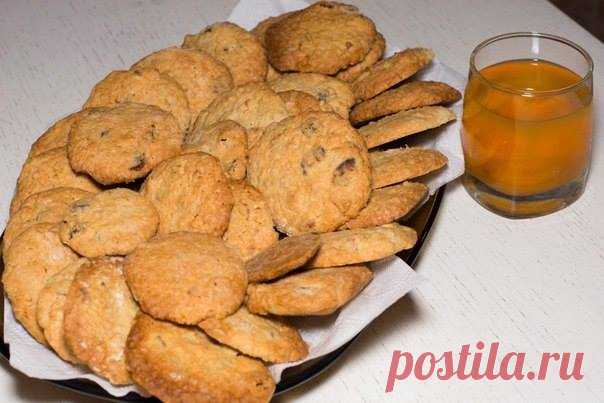 (1) Facebook