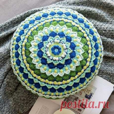 Подушка «Мандала». Схемы крючком – Paradosik Handmade - вязание для начинающих и профессионалов