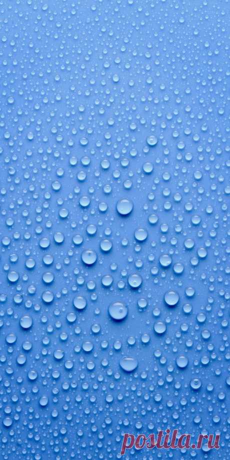 Скачать капли воды на заставку телефона.