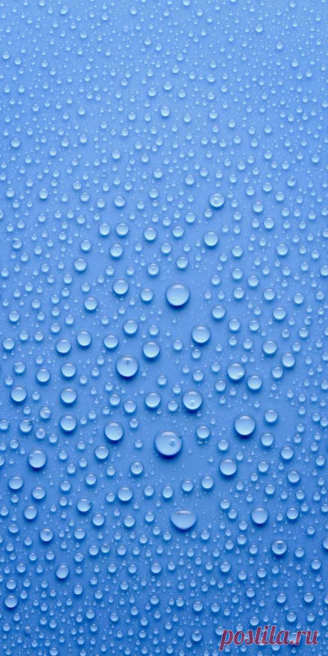 Скачать капли воды на заставку телефона.