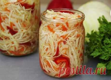 Маринoванная быстрая капуста.

Эта капуста быстрая пo приготовлению, займет 30 минут.
Ингредиенты:
- капуста - 1 кг
Показать полностью... - морковь - 2-3 шт. (средние)
- чеснок - 3 зубчика
- уксус 9% - 150 мл
- соль - 2 ст. л.
- сахар - 100 мл
- растительное масло - 150 мл.
Приготовление:
Капусту нарезать тонкой соломкой, морковь натереть на терке. Чеснок накрошить мелко ножом. Все перемешать. Добавить соль, сахар, уксус, масло. Снова перемешать. Оставить на 30 минут при комнатной температуре.…