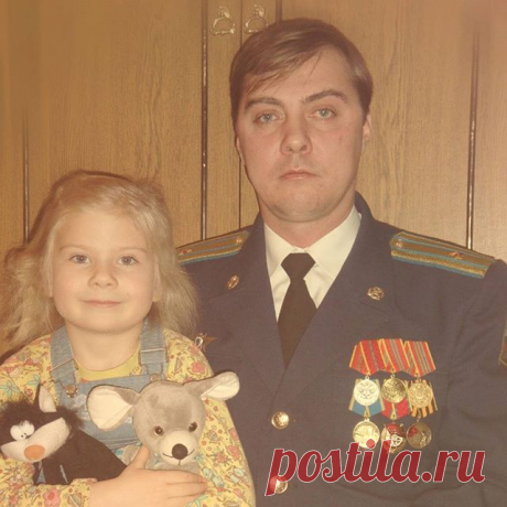 Папочка ты наша гордость, всегда..