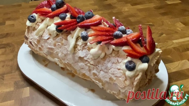 Меренговый рулет с домашней 