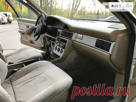AUTO.RIA –  Продам Ауди 100 1990 : 1150$, Борислав Продаю на AUTO.RIA Audi 100 1990 года, седан двигатель 1.8 л. газ/бензин, пробег 250 тыс. км. Цена: 1150$, возможен торг . Продавец Володимир на AUTO.RIA